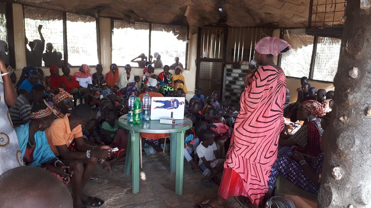June 2019 in Loiyangalani, Kenya: Fatuma Nabosu invites to a meeting about child education.